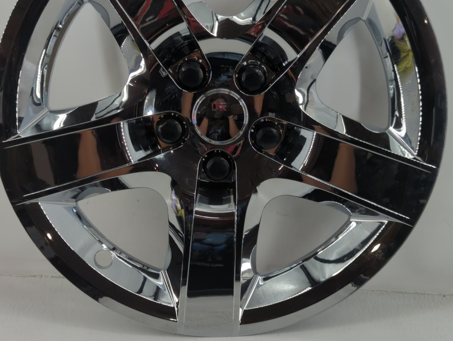 2010 Chevrolet Malibu CENTER WHEEL COVER HUB CAP - Oemusedautoparts1.com