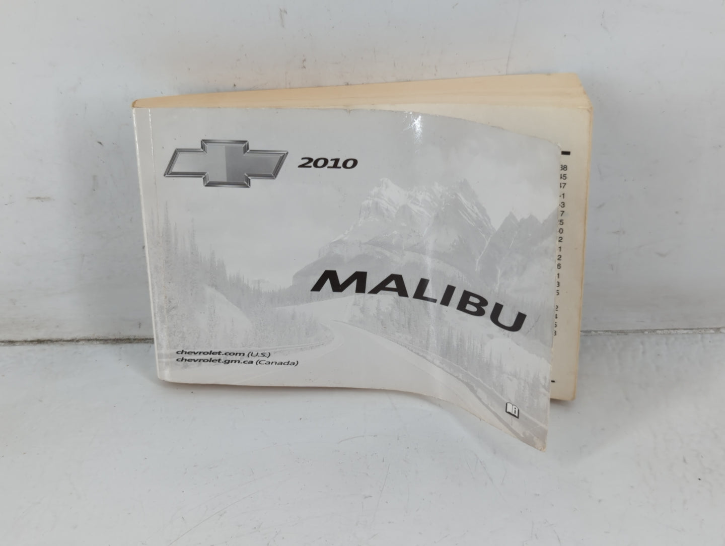 2010 Chevrolet Malibu Owners Manual Book Guide P/N:25852253 A OEM Used Auto Parts - Oemusedautoparts1.com