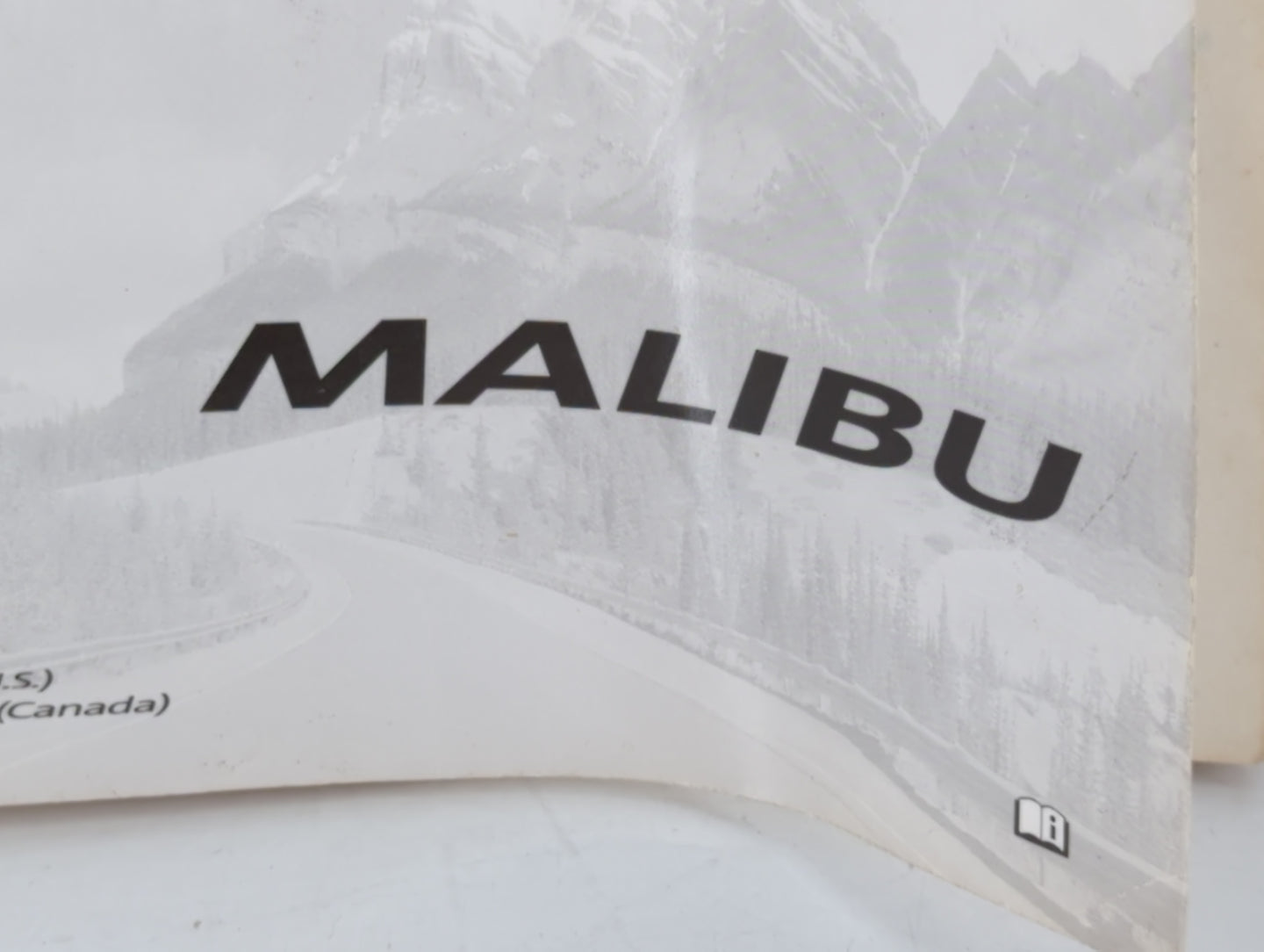 2010 Chevrolet Malibu Owners Manual Book Guide P/N:25852253 A OEM Used Auto Parts - Oemusedautoparts1.com