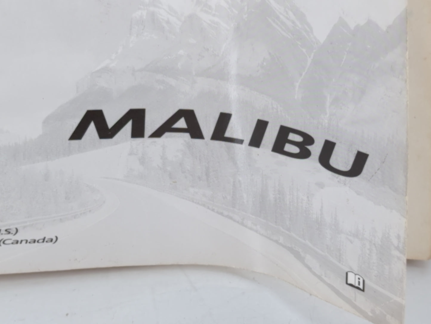 2010 Chevrolet Malibu Owners Manual Book Guide P/N:25852253 A OEM Used Auto Parts - Oemusedautoparts1.com