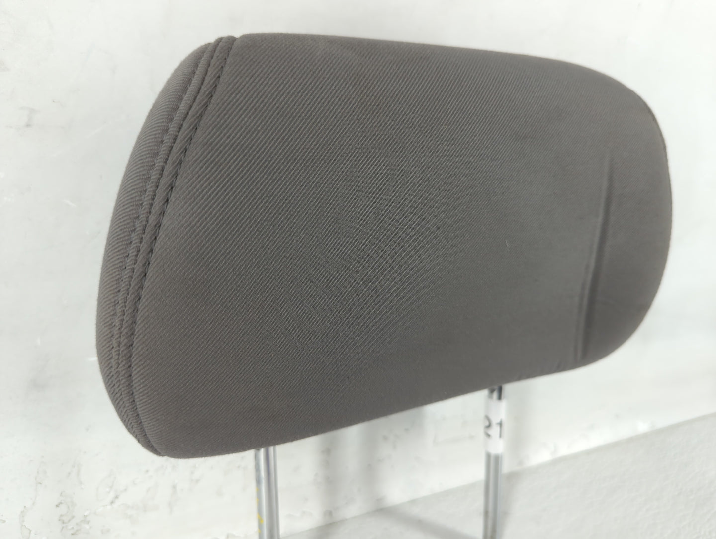 2010 Chevrolet Malibu Headrest Head Rest Rear Seat Fits OEM Used Auto Parts - Oemusedautoparts1.com