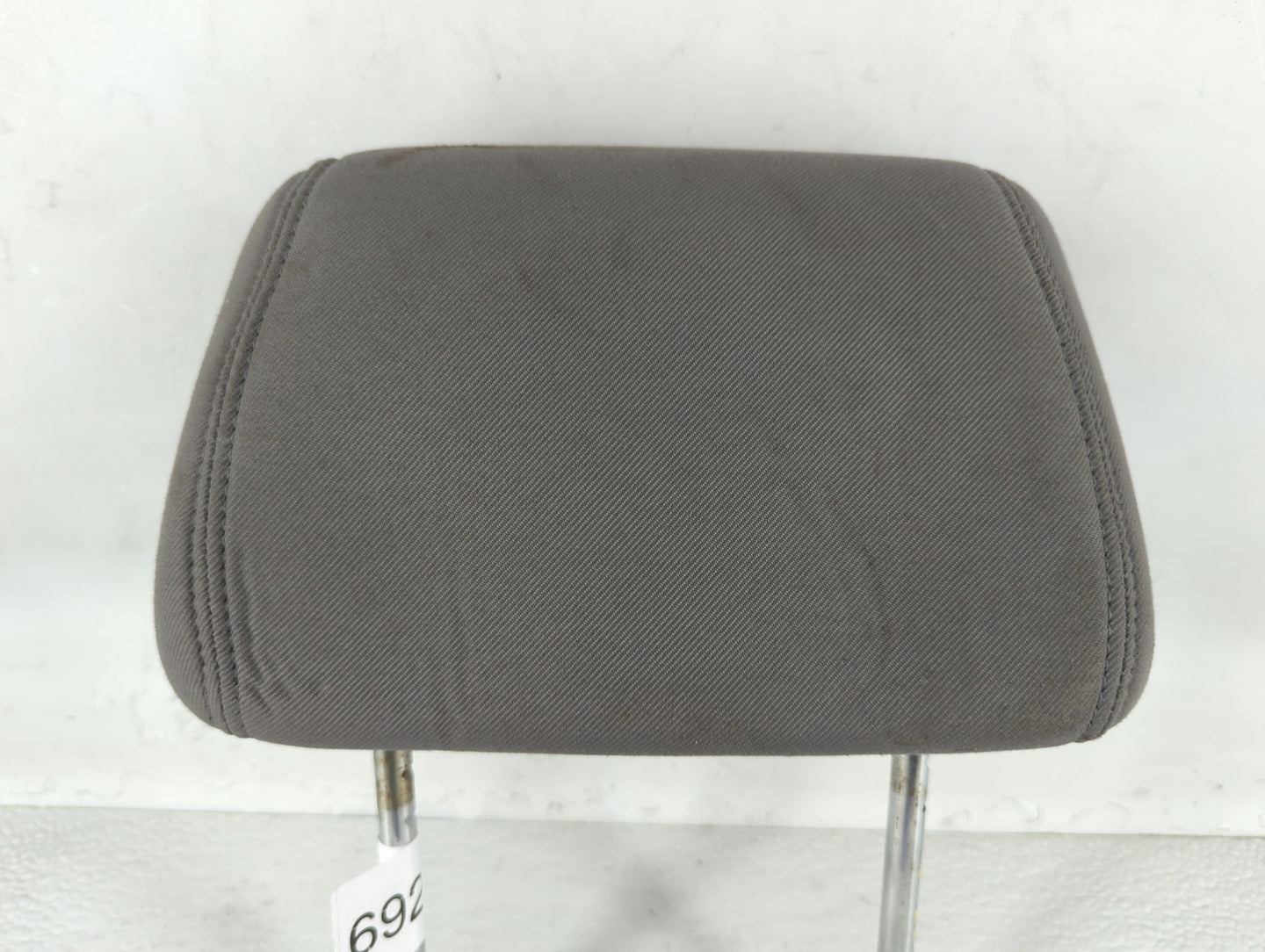 2010 Chevrolet Malibu Headrest Head Rest Rear Seat Fits OEM Used Auto Parts - Oemusedautoparts1.com