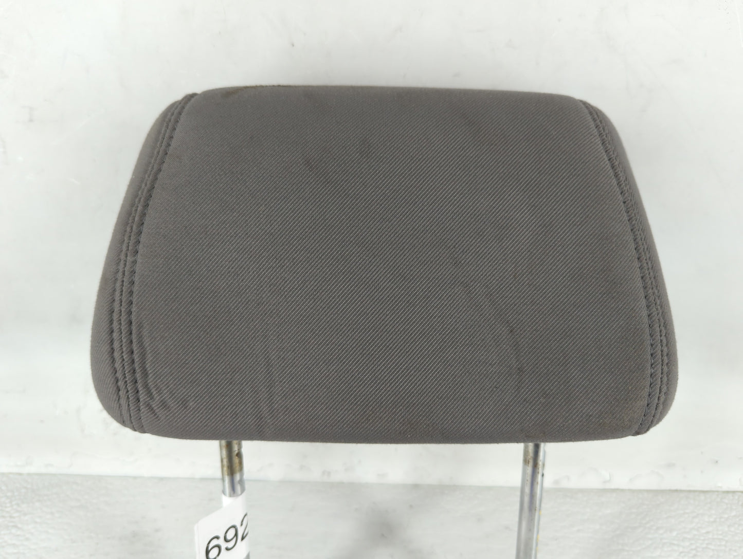 2010 Chevrolet Malibu Headrest Head Rest Rear Seat Fits OEM Used Auto Parts - Oemusedautoparts1.com