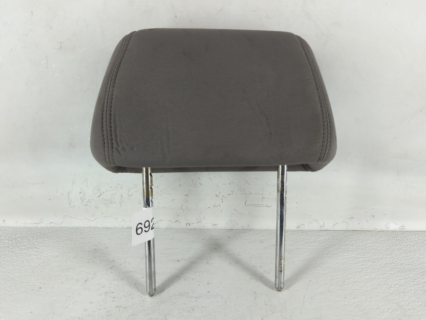 2010 Chevrolet Malibu Headrest Head Rest Rear Seat Fits OEM Used Auto Parts - Oemusedautoparts1.com