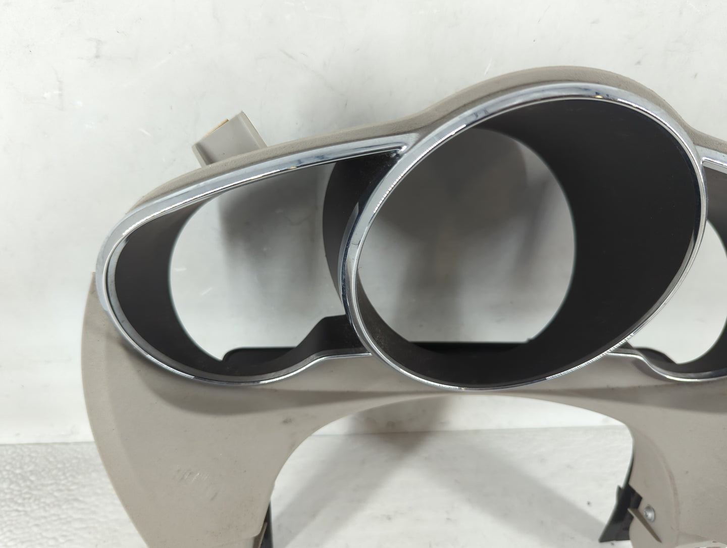 2010 Chevrolet Malibu Radio Climate Panel Bezel - Oemusedautoparts1.com