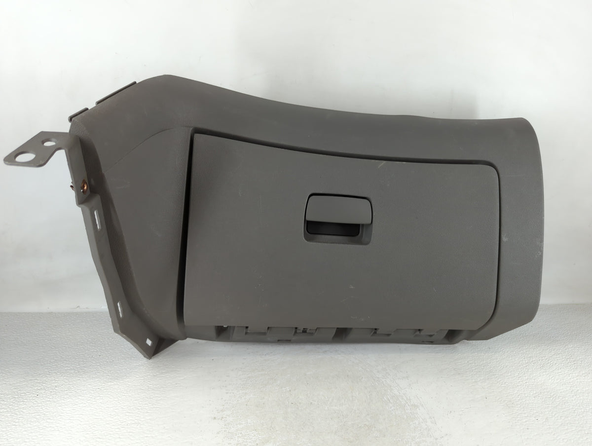 2010 Chevrolet Malibu Passenger Glove Box Door Storage Compartment 693955 - Oemusedautoparts1.com