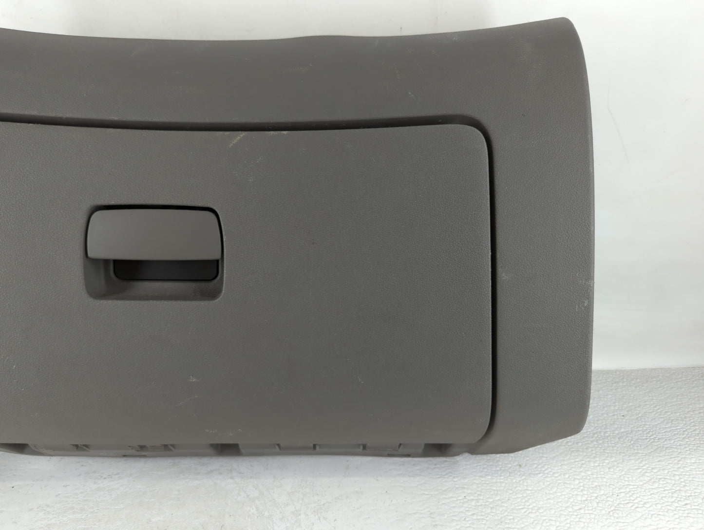2010 Chevrolet Malibu Passenger Glove Box Door Storage Compartment 693955 - Oemusedautoparts1.com