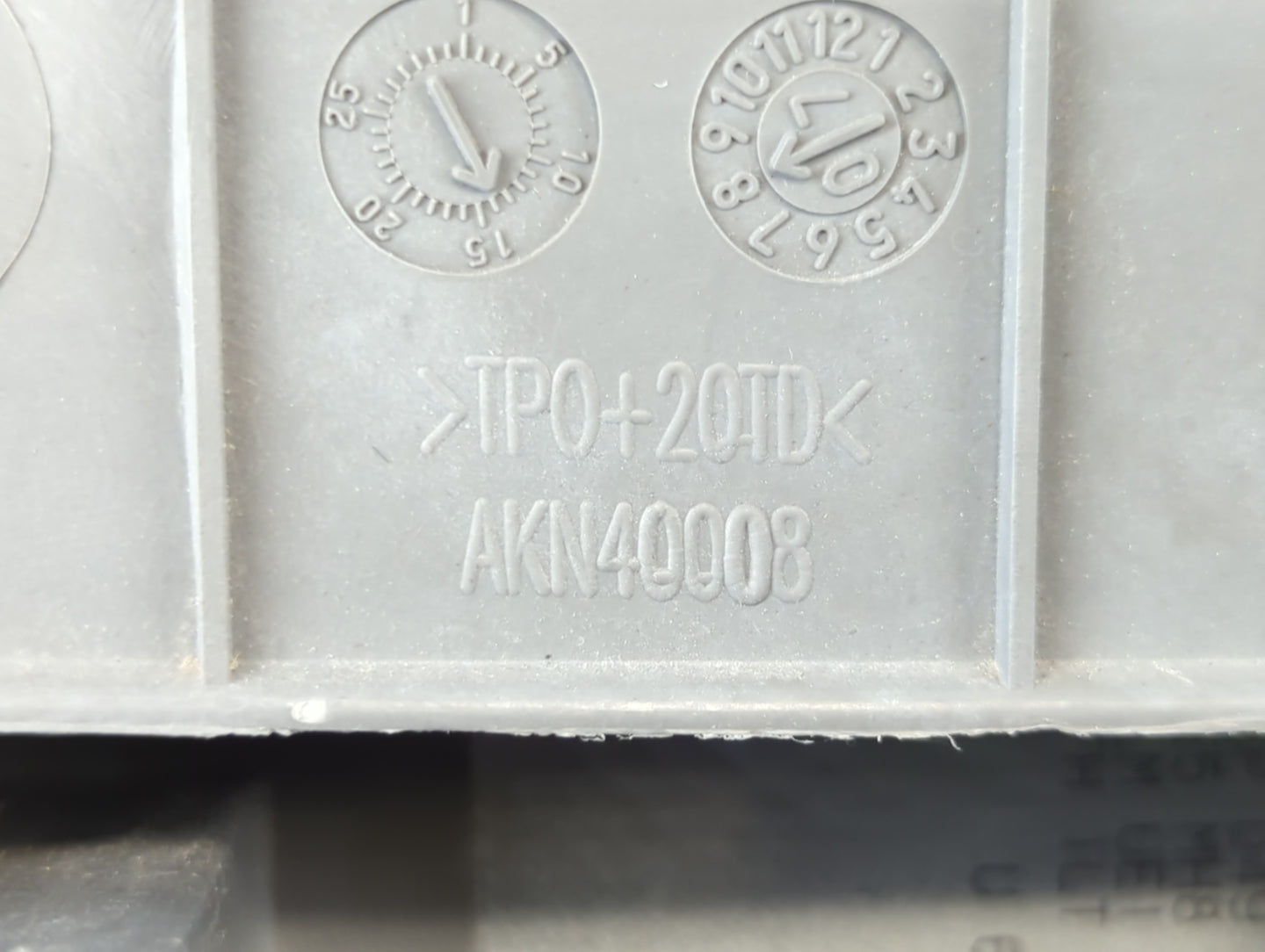 2010 Chevrolet Malibu Passenger Glove Box Door Storage Compartment 693955 - Oemusedautoparts1.com