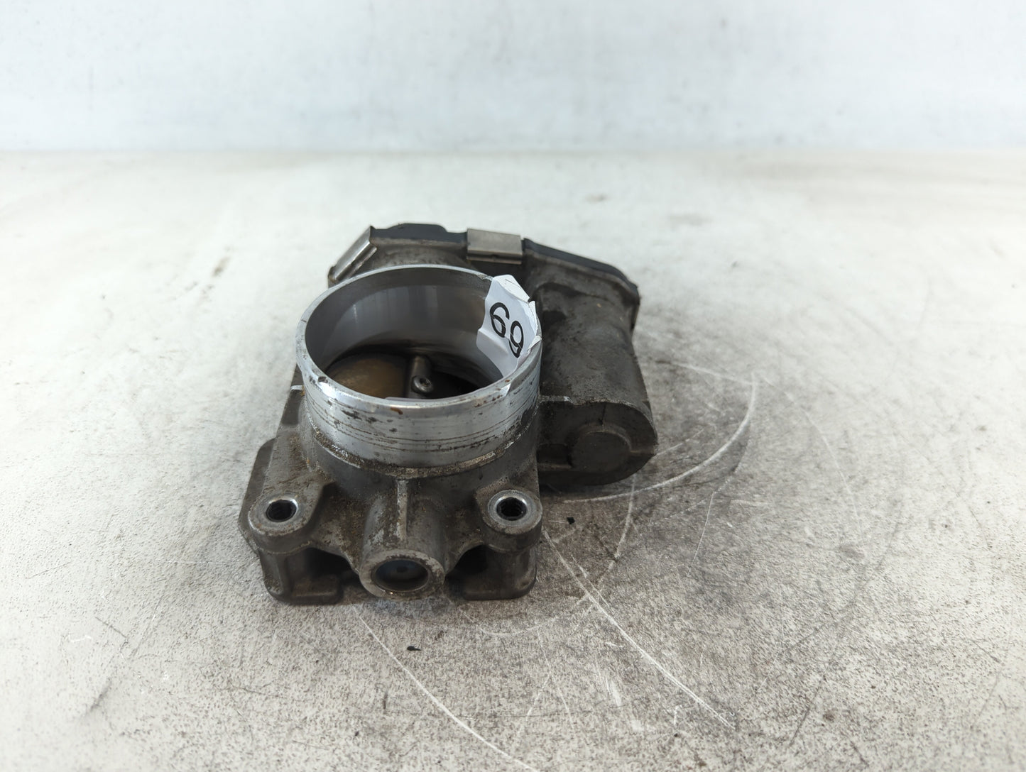 2008-2012 Chevrolet Malibu Throttle Body Fits Fits 2007 2008 2009 2010 2011 2012 OEM Used Auto Parts - Oemusedautoparts1.com