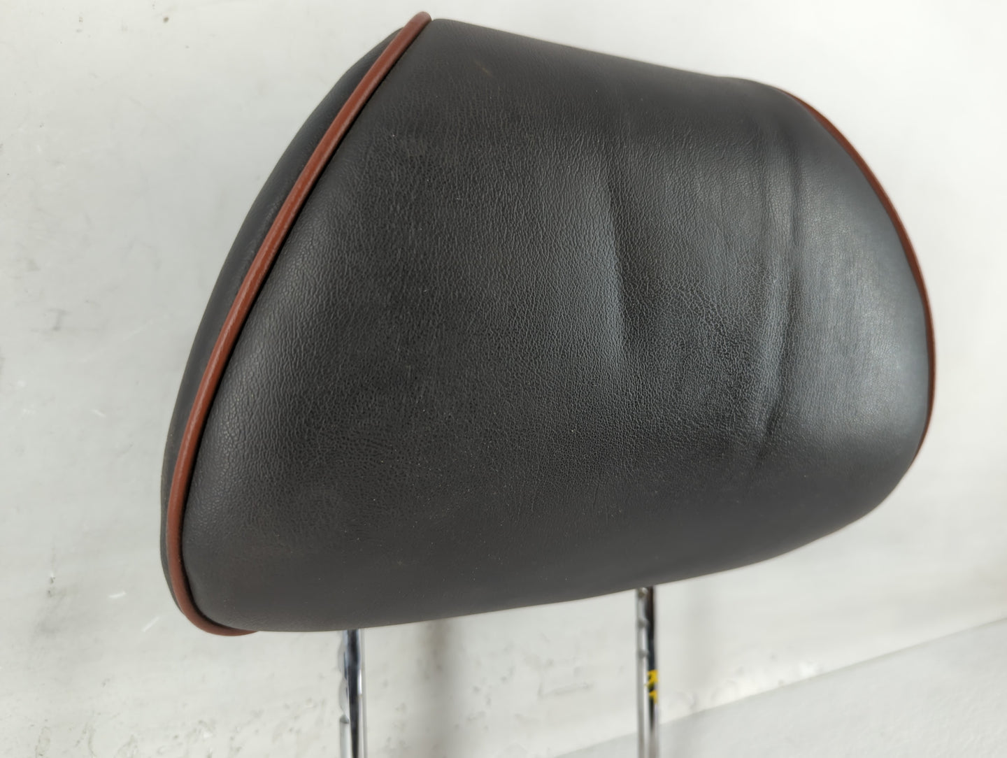2010 Chevrolet Malibu Headrest Head Rest Rear Seat Fits OEM Used Auto Parts - Oemusedautoparts1.com