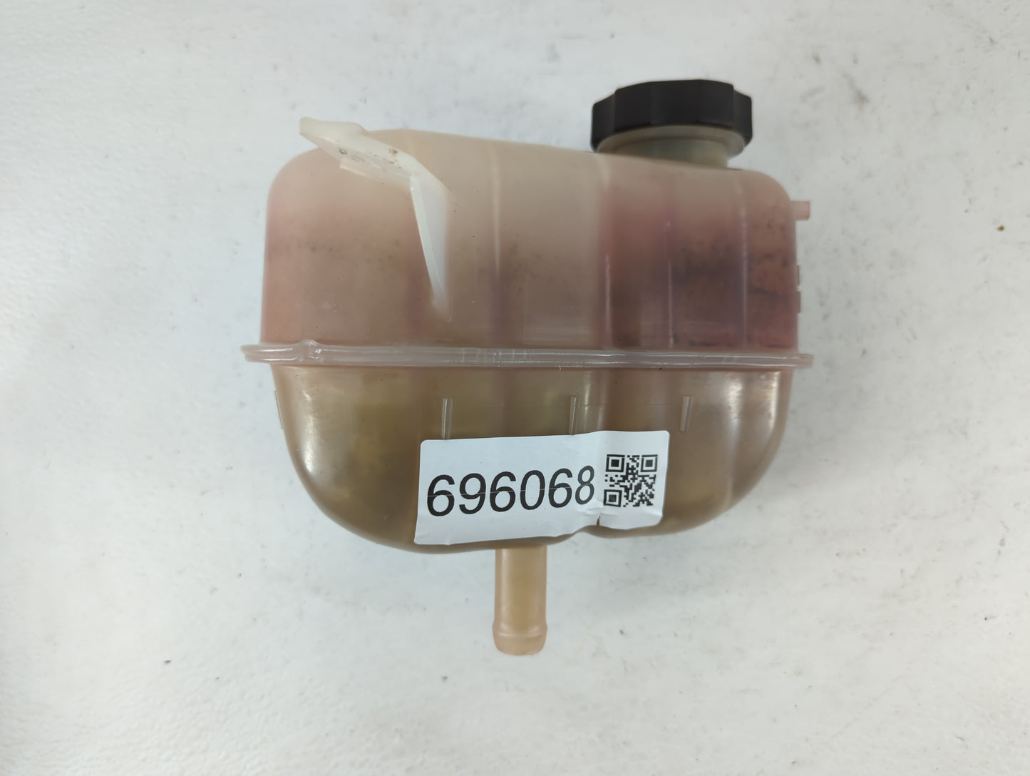 2007 Chevrolet Malibu Radiator Coolant Overflow Expansion Tank Bottle 696068 - Oemusedautoparts1.com