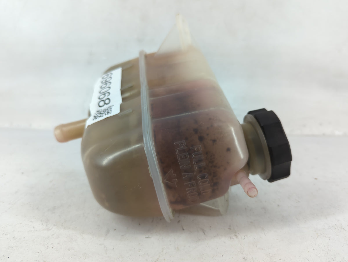 2007 Chevrolet Malibu Radiator Coolant Overflow Expansion Tank Bottle 696068 - Oemusedautoparts1.com
