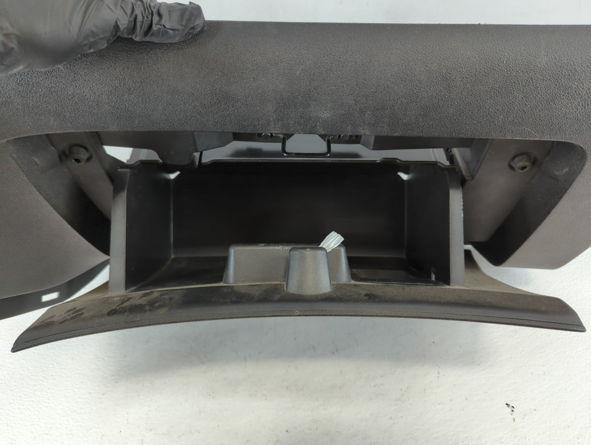 2010 Chevrolet Malibu Passenger Glove Box Door Storage Compartment 696093 - Oemusedautoparts1.com