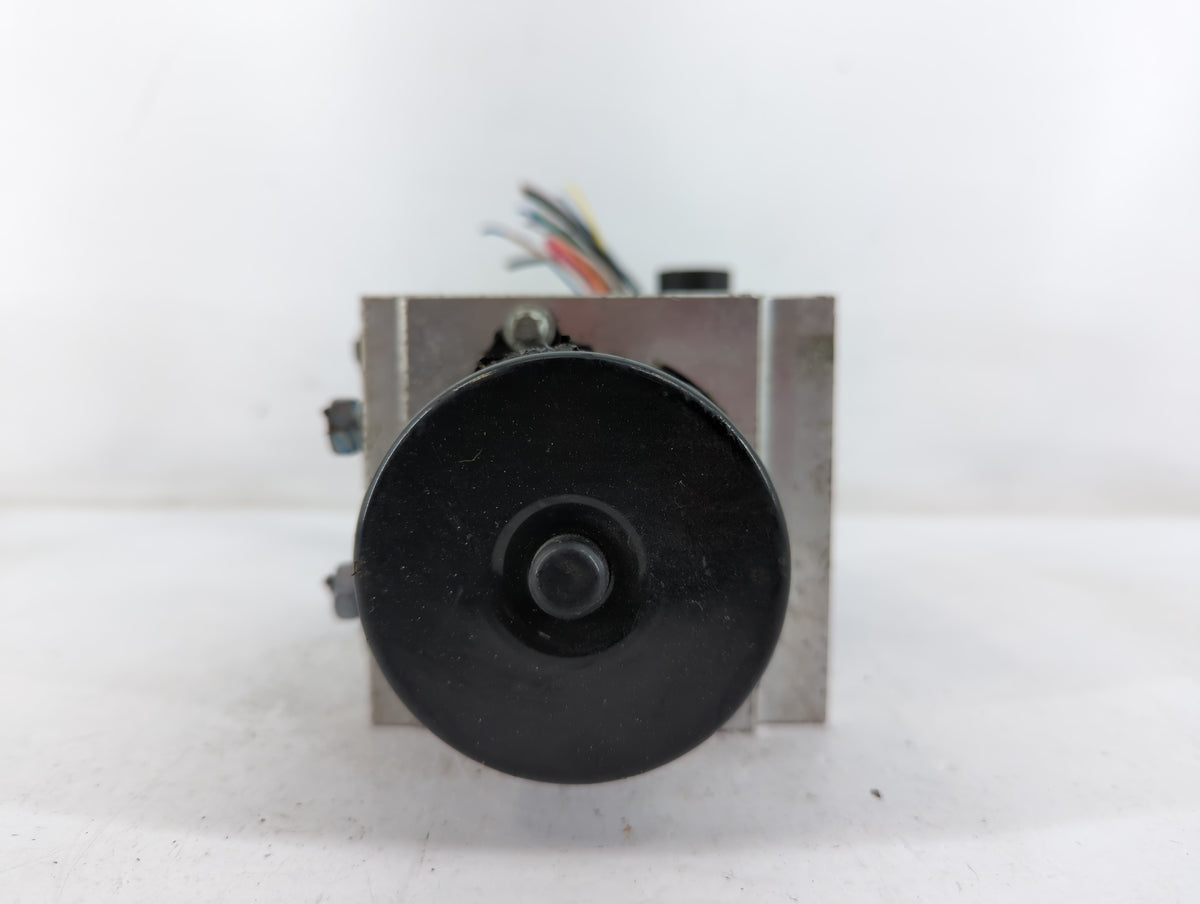 2010 Chevrolet Malibu Anti-Lock Brake ABS Pump Module Actuator OEM P/N:16607212-N 25949990 Fits OEM Used Auto Parts - Oemuse