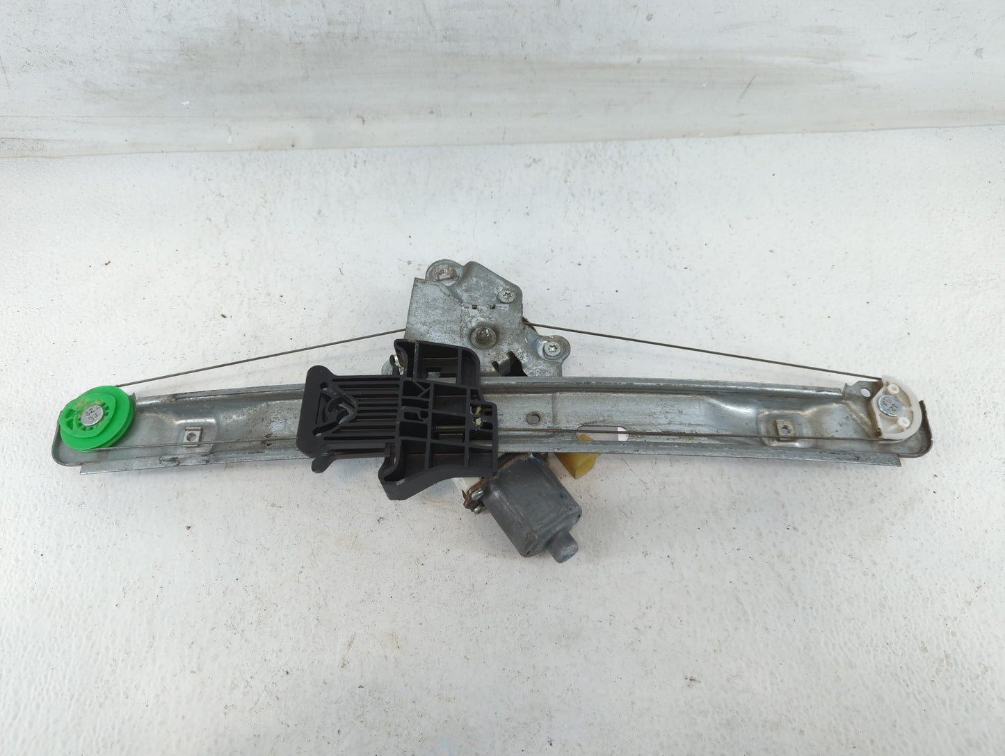 2008-2012 Chevrolet Malibu Window Regulator Right Passenger Rear - Oemusedautoparts1.com