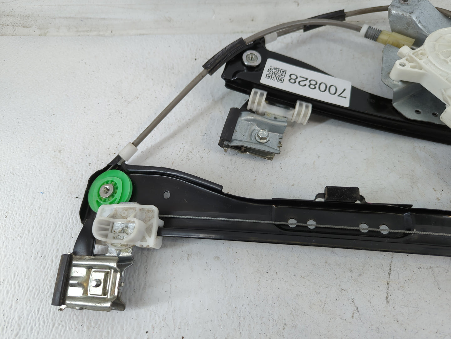 2009-2012 Chevrolet Malibu Used Window Regulator Passenger Front - Oemusedautoparts1.com