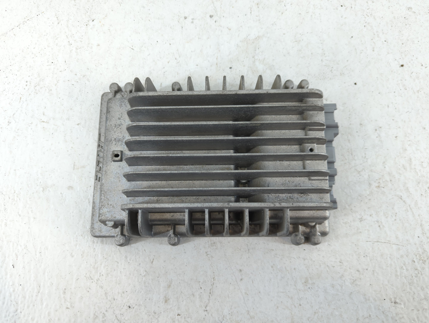 2010-2012 Chevrolet Malibu Radio AM FM Cd Player Receiver Replacement P/N:10039082 GMX386 Fits Fits 2010 2011 2012 OEM Used 