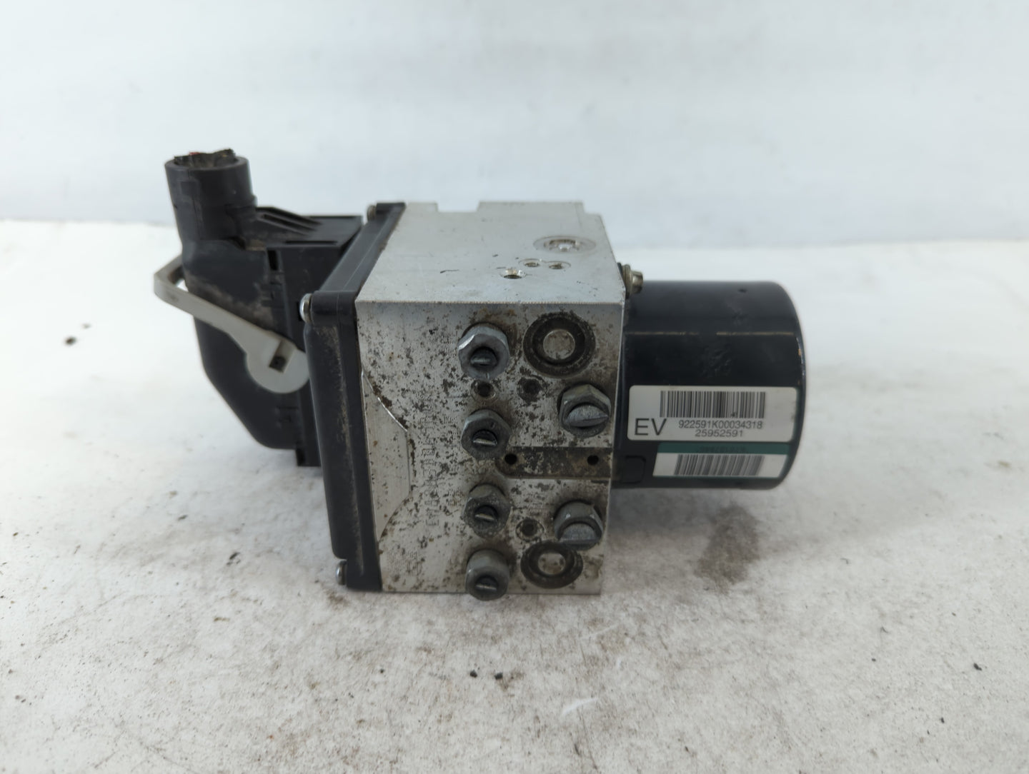 2010 Chevrolet Malibu ABS Pump Control Module Replacement P/N:16607211-J 25949990 Fits OEM Used Auto Parts - Oemusedautopart