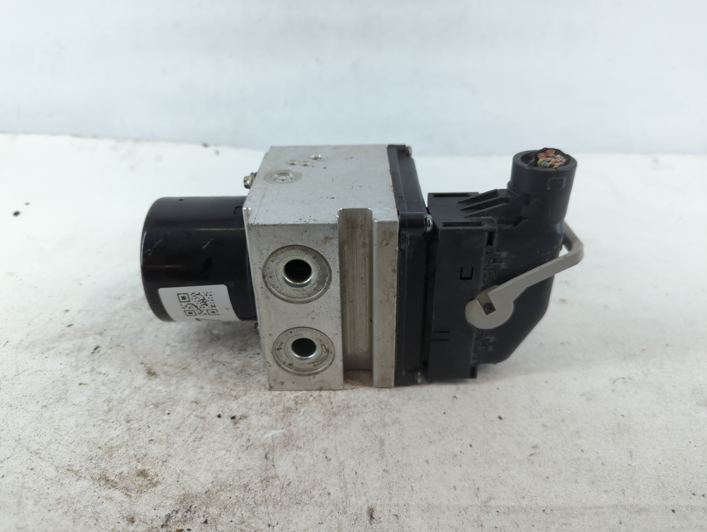 2010 Chevrolet Malibu ABS Pump Control Module Replacement P/N:16607211-J 25949990 Fits OEM Used Auto Parts - Oemusedautopart