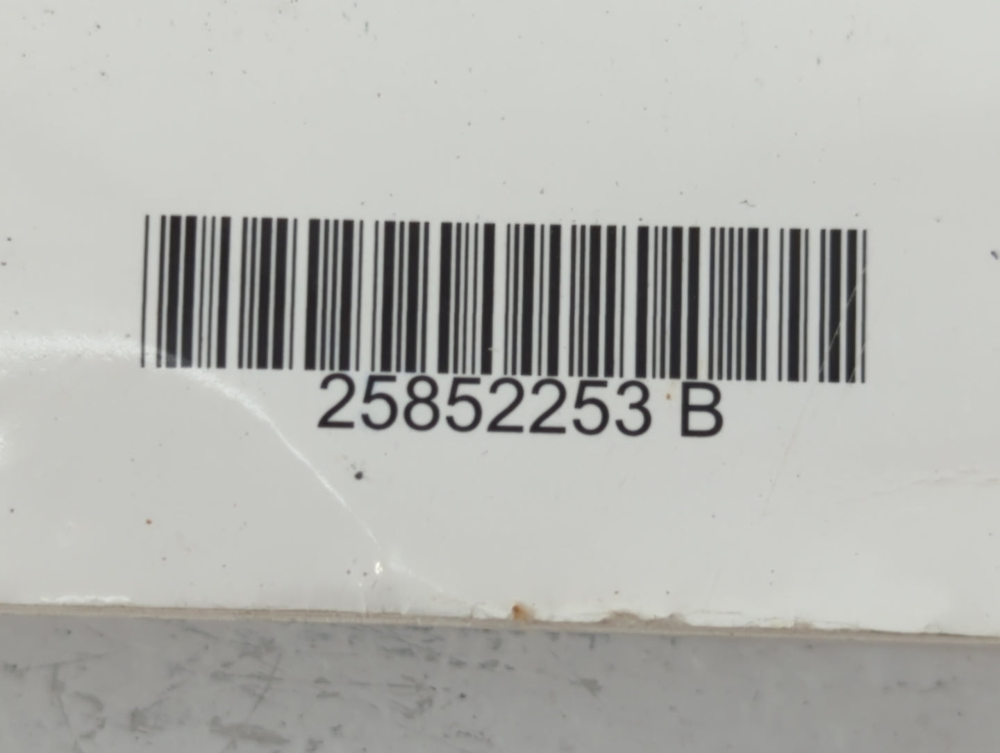 2010 Chevrolet Malibu Owners Manual Book Guide P/N:25852253 B OEM Used Auto Parts - Oemusedautoparts1.com