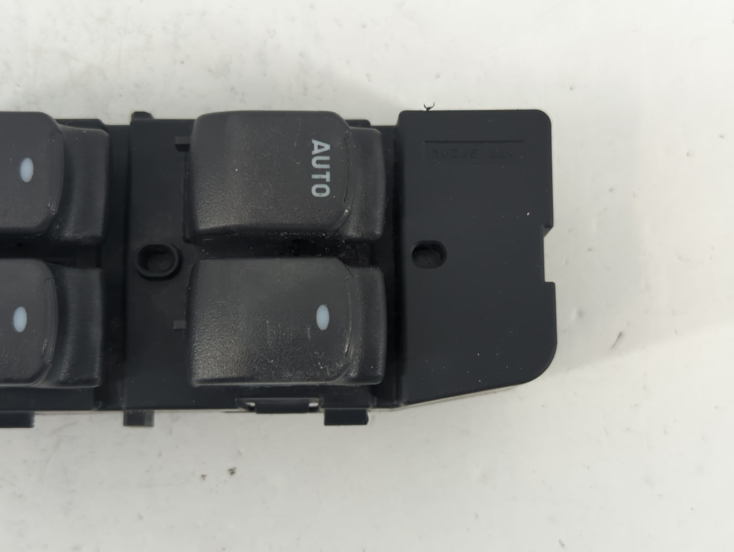 2010-2011 Chevrolet Malibu Master Power Window Switch Replacement Driver Side Left P/N:2959 B1 20807220 Fits Fits 2010 2011 