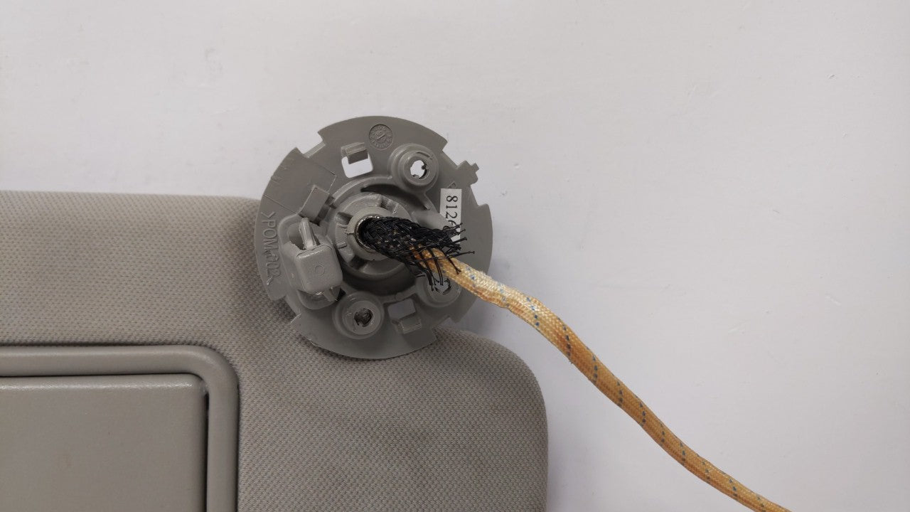 2004-2012 Chevrolet Malibu Sun Visor Shade Replacement Passenger Right Mirror Fits Fits 2004 2005 2008 2009 2010 2011 2012 O