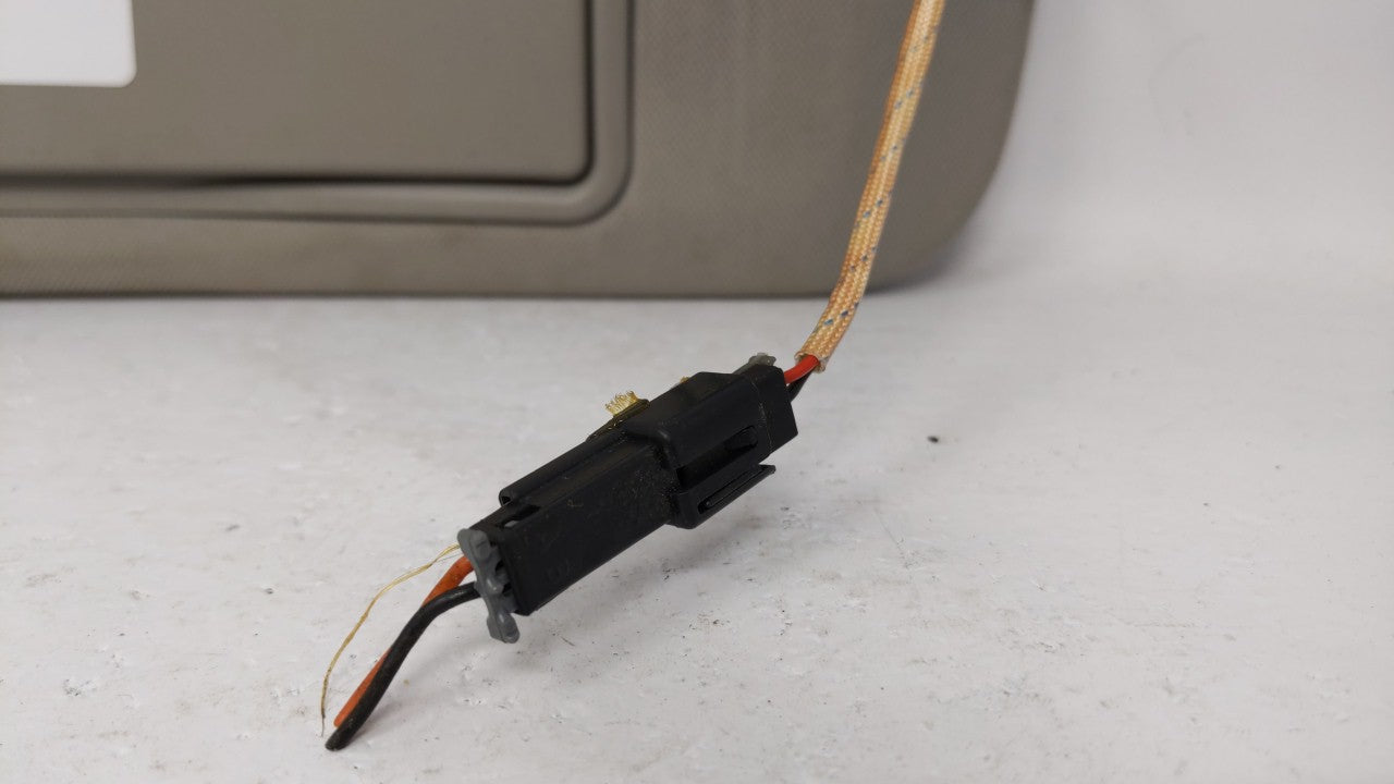 2004-2012 Chevrolet Malibu Sun Visor Shade Replacement Passenger Right Mirror Fits Fits 2004 2005 2008 2009 2010 2011 2012 O