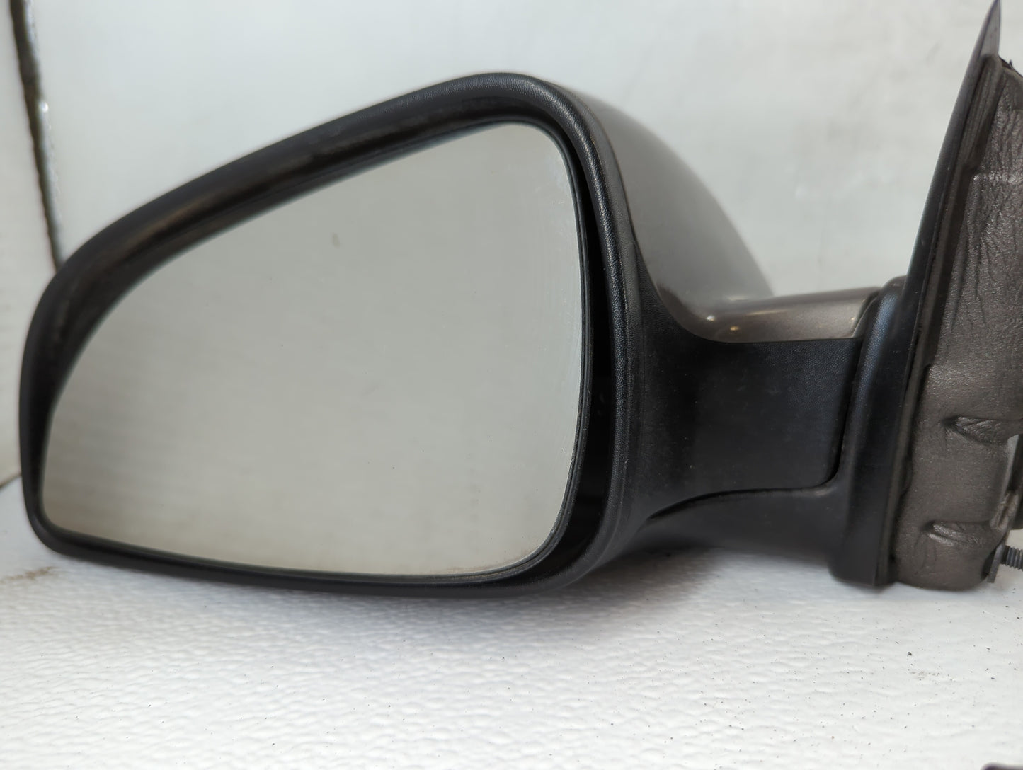 2008-2010 Chevrolet Malibu Driver Side View Mirror - Left Door Mirror OEM Used - Oemusedautoparts1.com