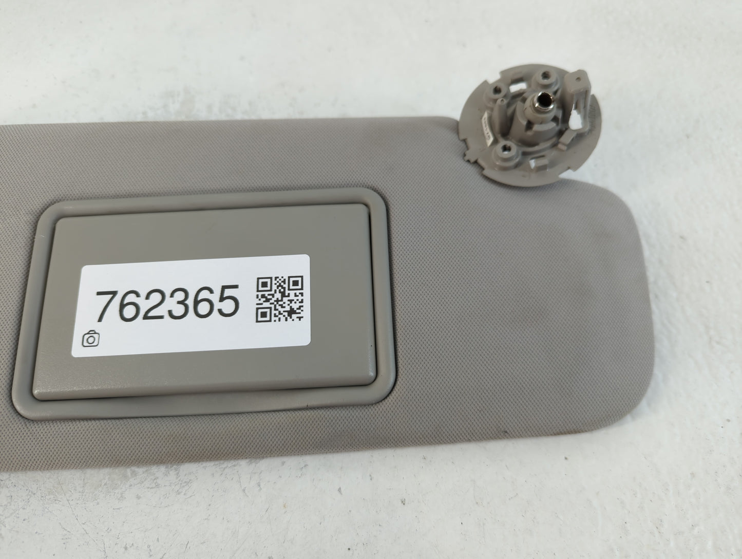 2004-2012 Chevrolet Malibu Sun Visor Shade Replacement Passenger Right Mirror Fits Fits 2004 2005 2008 2009 2010 2011 2012 O