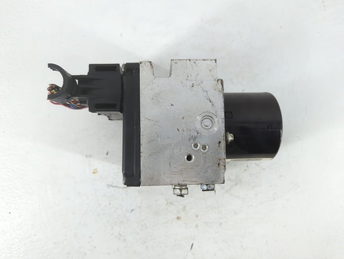 2010 Chevrolet Malibu Anti-Lock Brake ABS Pump Module Actuator OEM P/N:(P)25949990 Fits OEM Used Auto Parts - Oemusedautopar