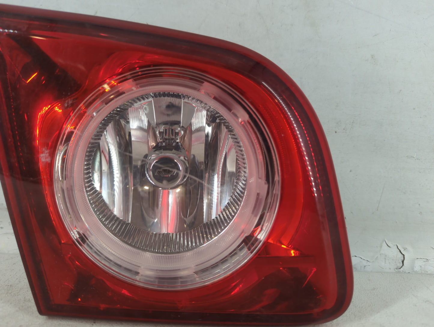 2008-2012 Chevrolet Malibu Rear Center Lid Brake Light Tail Light Fits Fits 2008 2009 2010 2011 2012 OEM Used Auto Parts - O