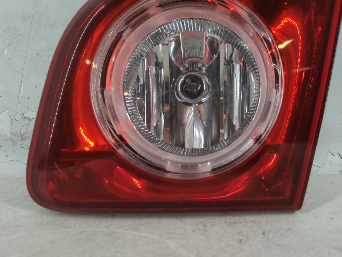 2008-2012 Chevrolet Malibu Rear Center Lid Brake Light Tail Light P/N:15271121 Fits Fits 2008 2009 2010 2011 2012 OEM Used A