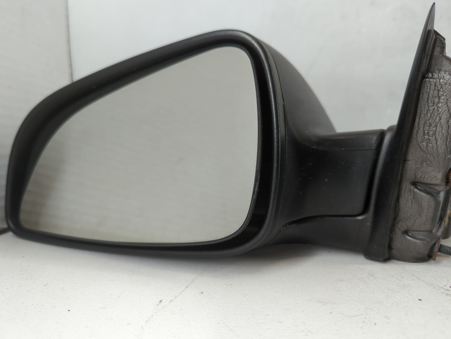 2008-2012 Chevrolet Malibu Driver Side View Mirror - Left Door Mirror OEM Used - Oemusedautoparts1.com