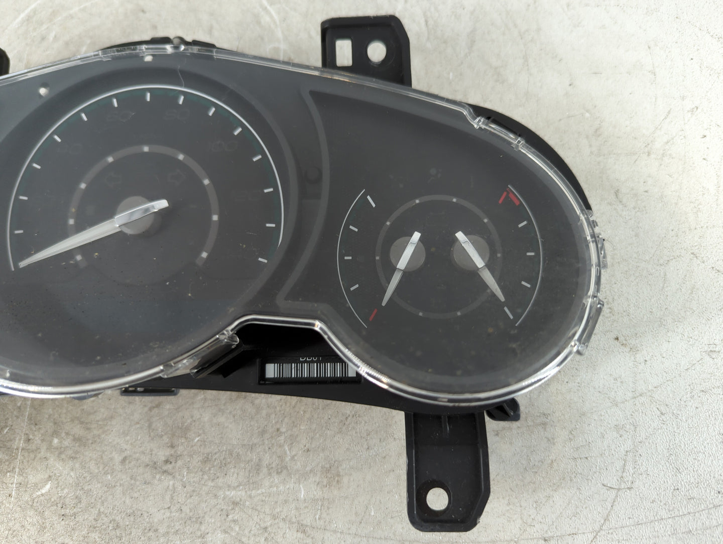 2008-2012 Chevrolet Malibu Instrument Cluster Speedometer Gauges P/N:20814845 1968704 Fits Fits 2008 2009 2010 2011 2012 OEM