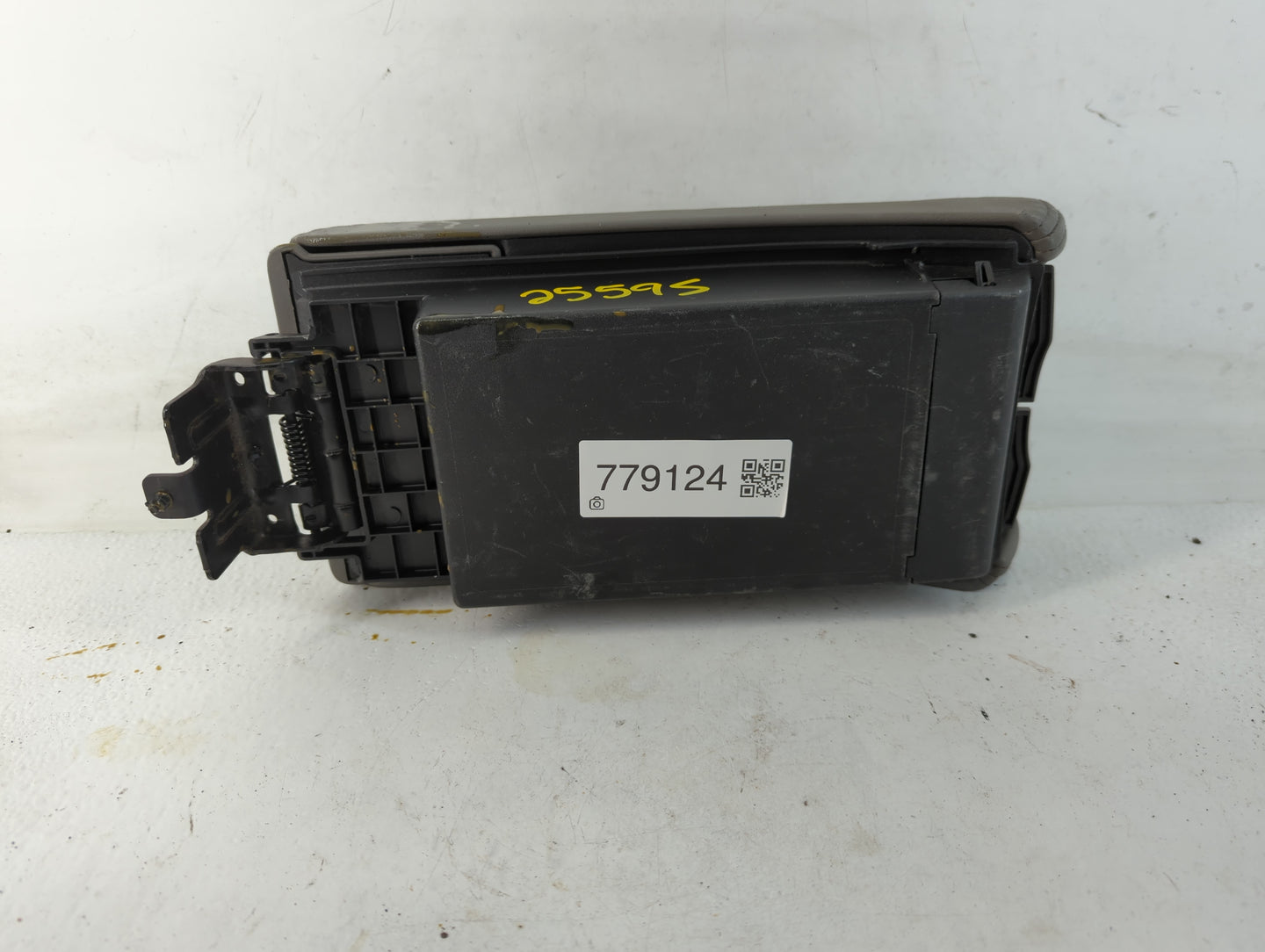 2010 Chevrolet Malibu Center Console Armrest Cover Lid Fits OEM Used Auto Parts - Oemusedautoparts1.com