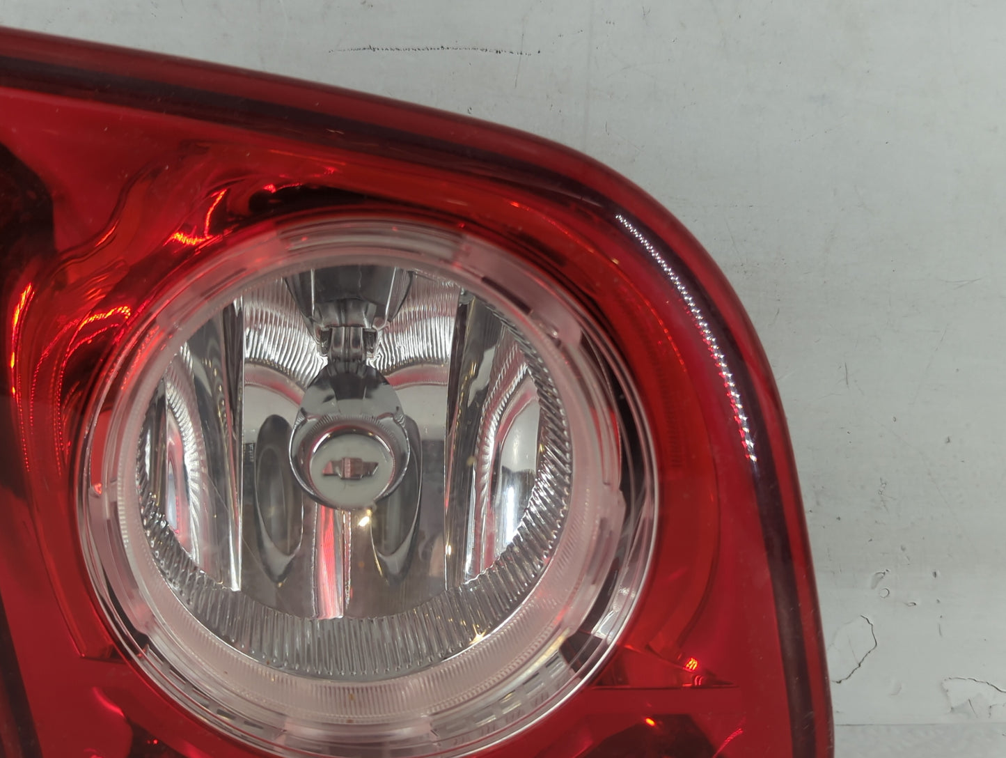 2008-2012 Chevrolet Malibu Tail Light Assembly Driver Left OEM P/N:15271120 Fits Fits 2008 2009 2010 2011 2012 OEM Used Auto