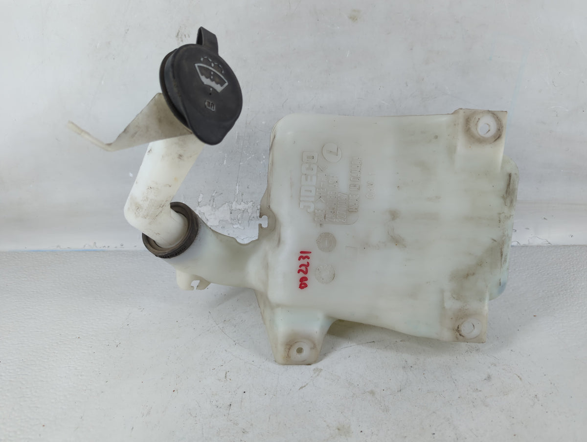 2007 Chevrolet Malibu Radiator Coolant Overflow Expansion Tank Bottle 818338 - Oemusedautoparts1.com