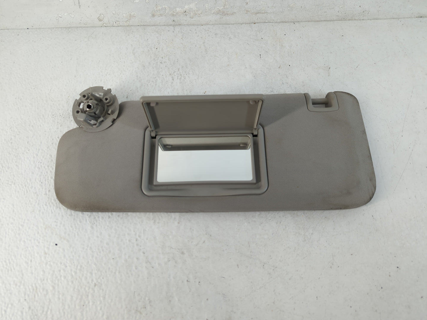 2004-2012 Chevrolet Malibu Sun Visor Shade Replacement Driver Left Mirror Fits Fits 2004 2005 2008 2009 2010 2011 2012 OEM U