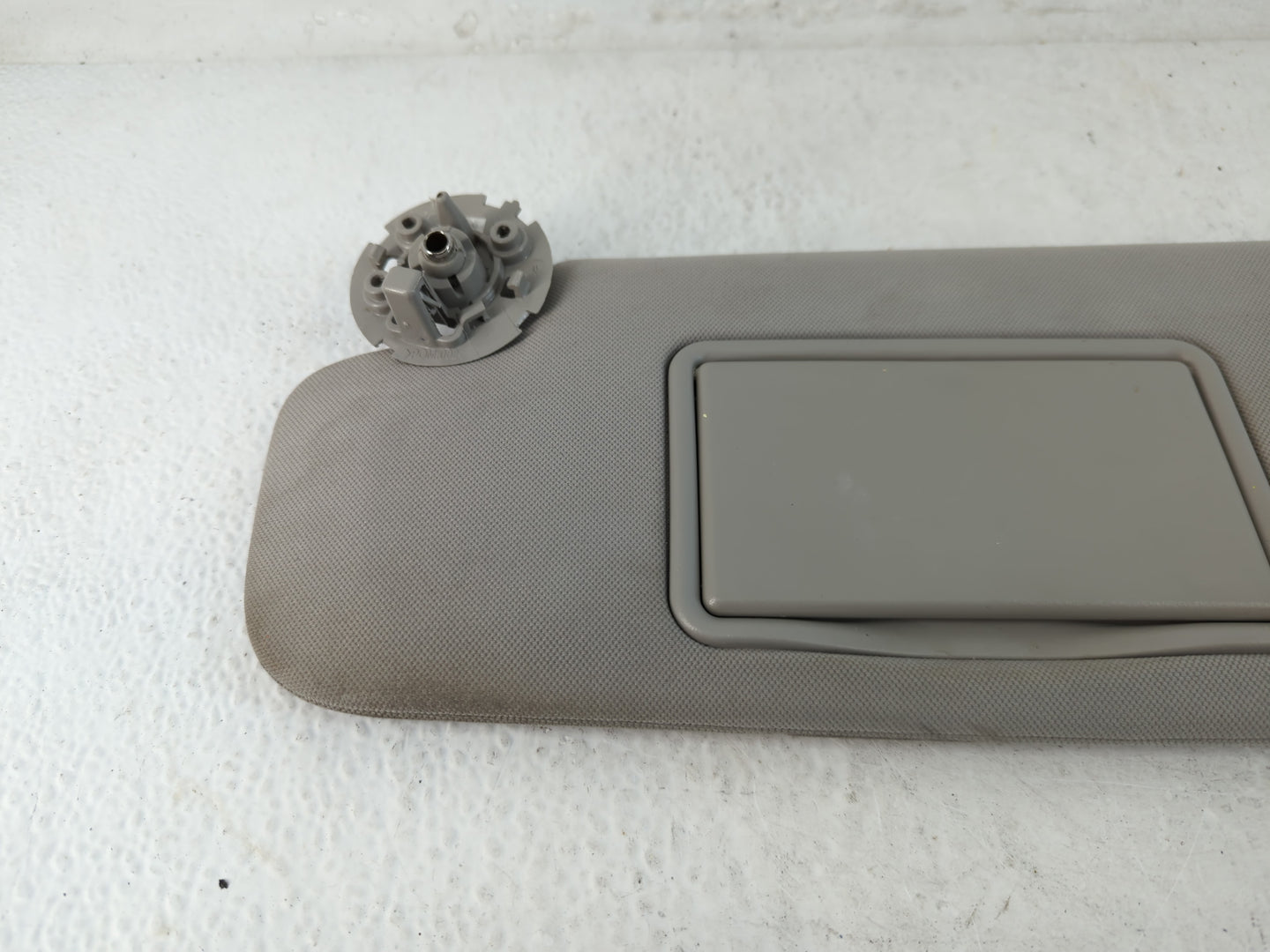 2004-2012 Chevrolet Malibu Sun Visor Shade Replacement Driver Left Mirror Fits Fits 2004 2005 2008 2009 2010 2011 2012 OEM U