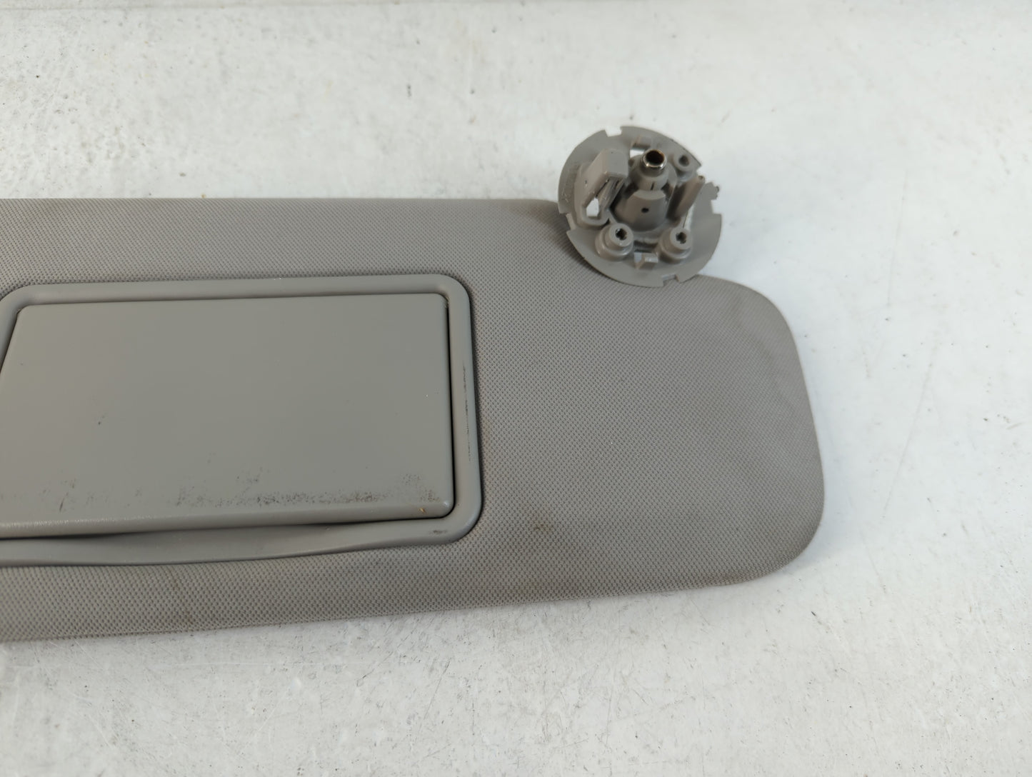 2004-2012 Chevrolet Malibu Sun Visor Shade Replacement Passenger Right Mirror Fits Fits 2004 2005 2008 2009 2010 2011 2012 O