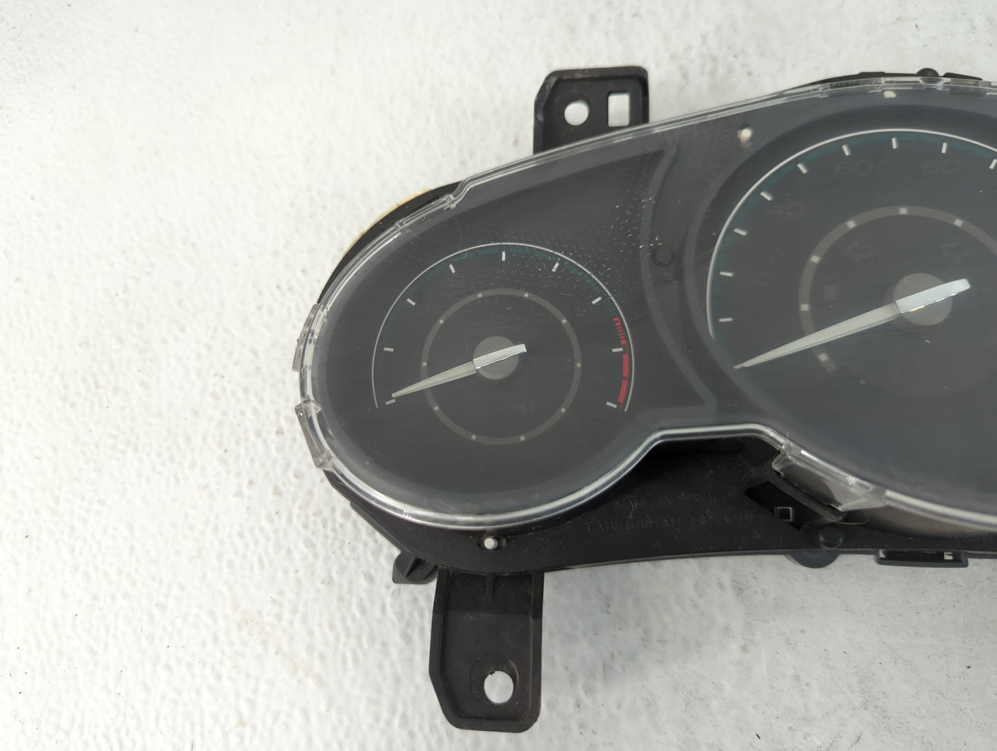 2010 Chevrolet Malibu Instrument Cluster Speedometer Gauges Fits OEM Used Auto Parts - Oemusedautoparts1.com