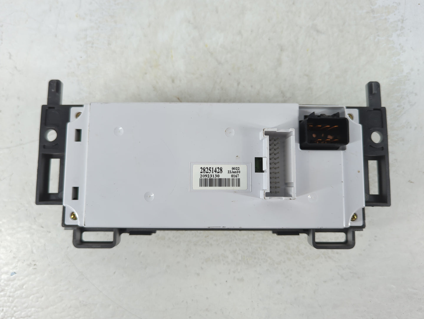 2010 Chevrolet Malibu Climate Control Module Temperature AC/Heater Replacement P/N:28251428 Fits OEM Used Auto Parts - Oemus