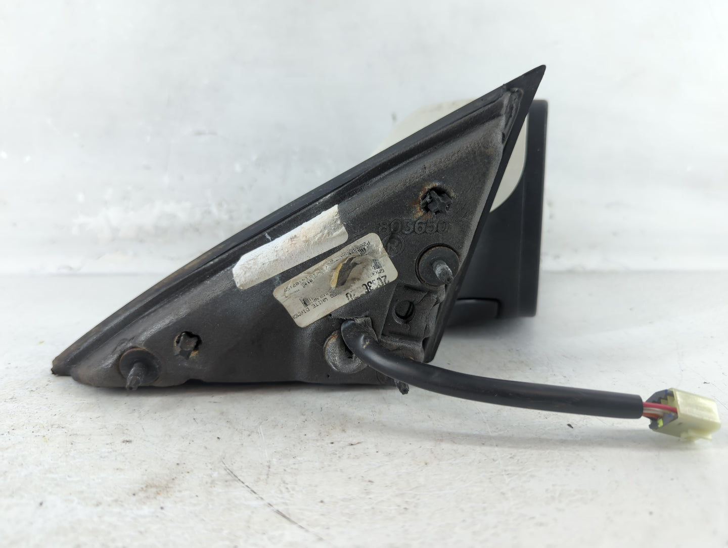 2008-2012 Chevrolet Malibu Passenger Right Side View Manual Door Mirror - Oemusedautoparts1.com