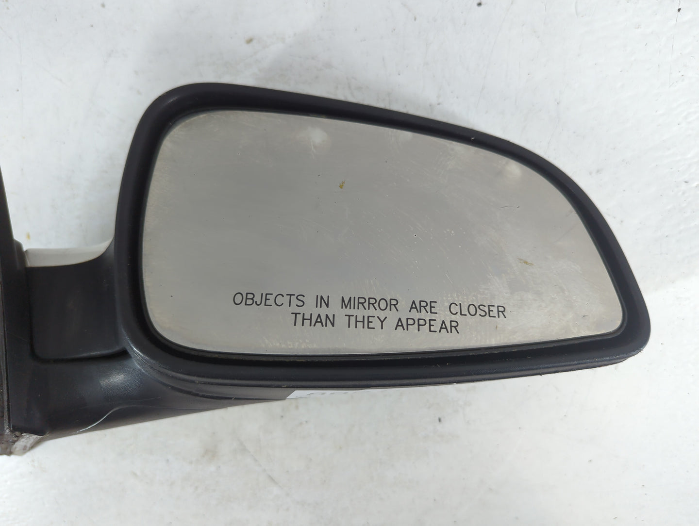 2008-2012 Chevrolet Malibu Passenger Right Side View Manual Door Mirror - Oemusedautoparts1.com