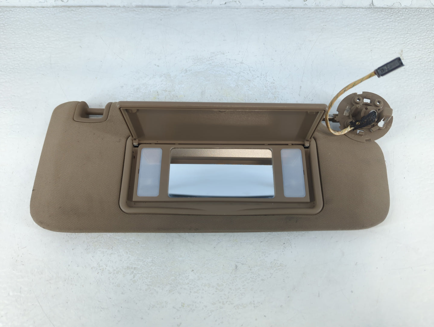 2004-2012 Chevrolet Malibu Sun Visor Shade Replacement Passenger Right Mirror Fits Fits 2004 2005 2008 2009 2010 2011 2012 O