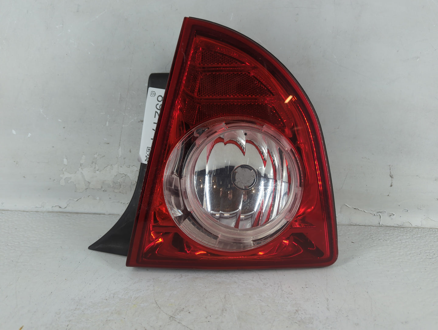 2010 Chevrolet Malibu Tail Light Assembly Passenger Right OEM P/N:GM 25879095 Fits OEM Used Auto Parts - Oemusedautoparts1.c