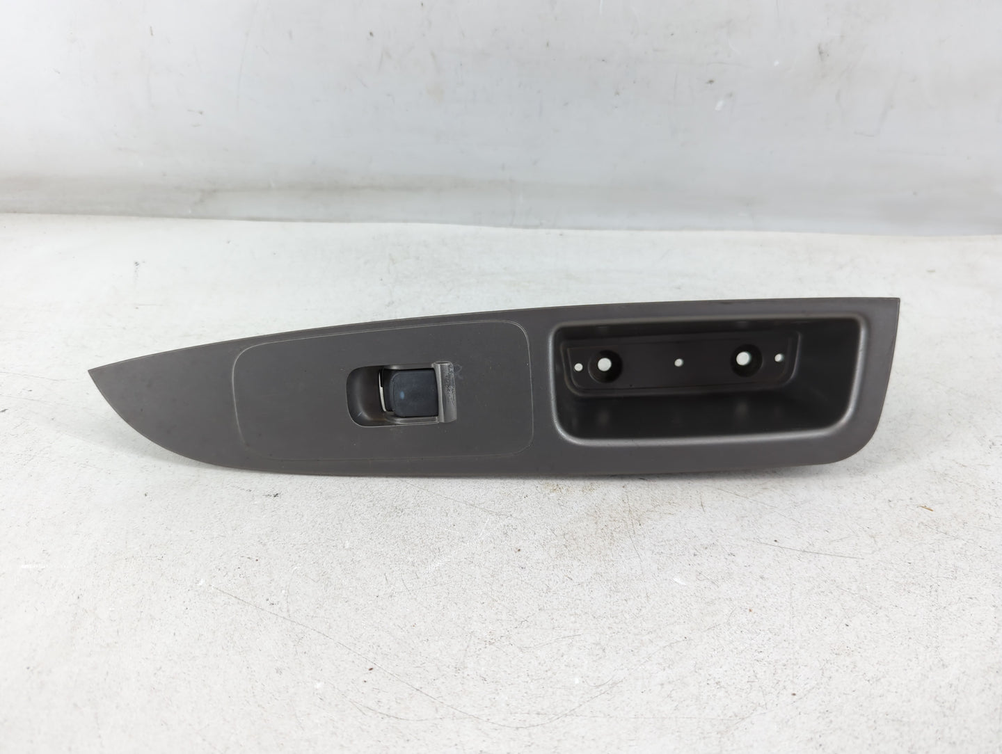 2009-2012 Chevrolet Malibu Used Window Regulator Passenger Front - Oemusedautoparts1.com