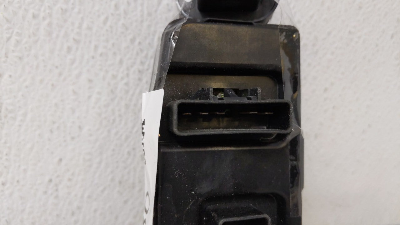 2010-2011 Chevrolet Malibu Master Power Window Switch Replacement Driver Side Left P/N:20952785 25993395 Fits Fits 2010 2011
