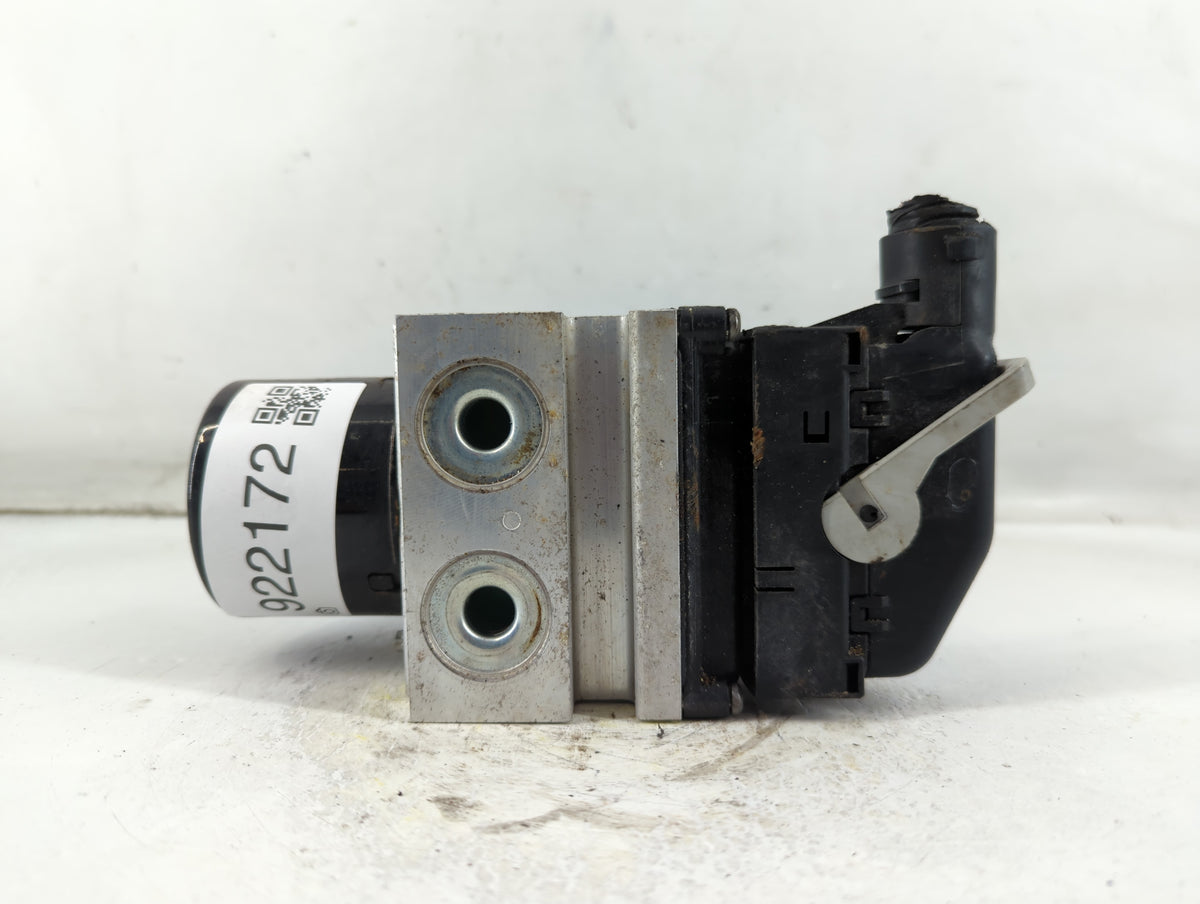 2010 Chevrolet Malibu Anti-Lock Brake ABS Pump Module Actuator OEM P/N:25949990 Fits OEM Used Auto Parts - Oemusedautoparts1