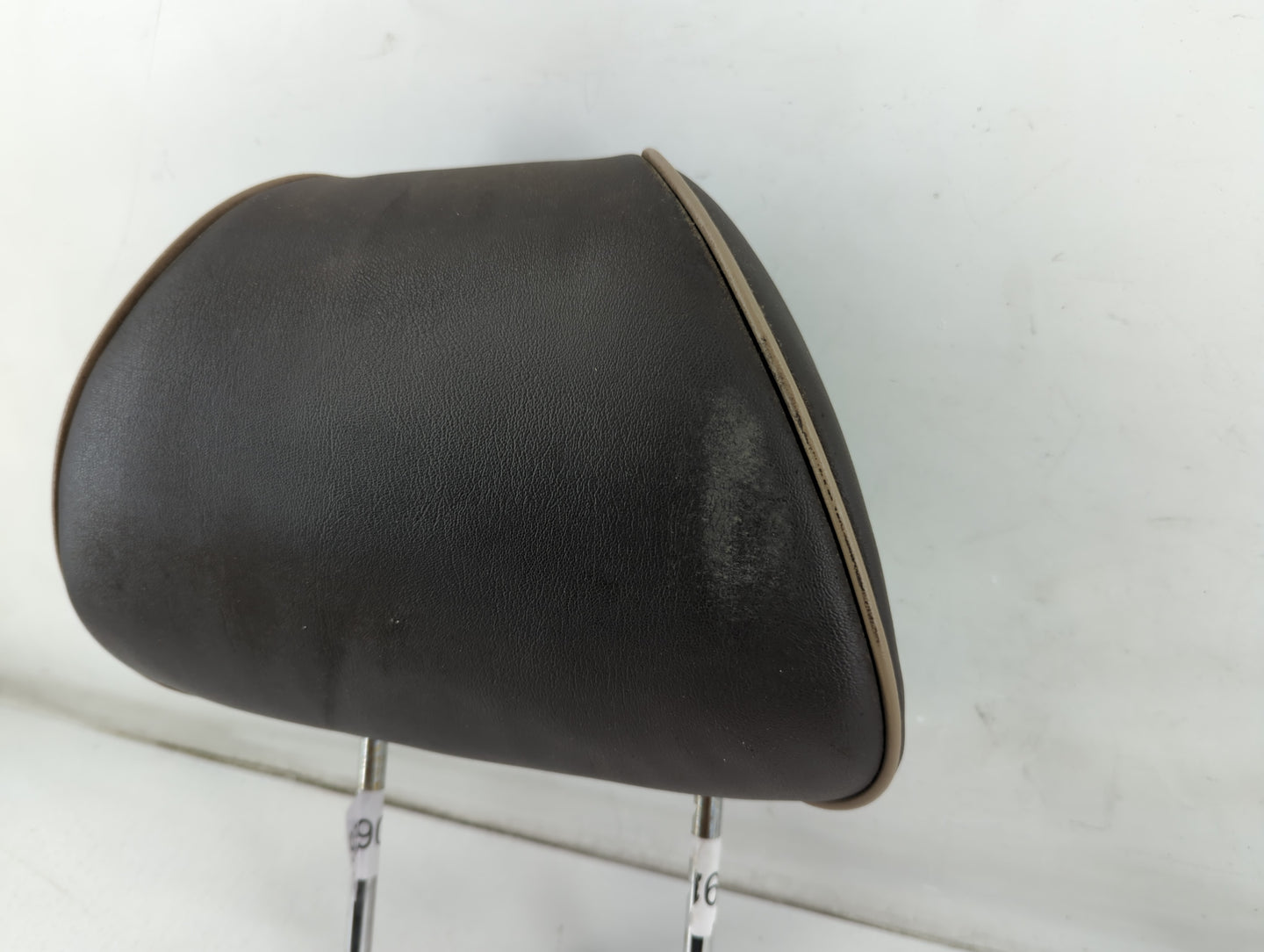2010 Chevrolet Malibu Headrest Head Rest Rear Seat Fits OEM Used Auto Parts - Oemusedautoparts1.com